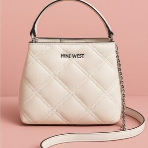 ✨ Pre-Loved Nine West Quilted Crossbody Bag ✨
